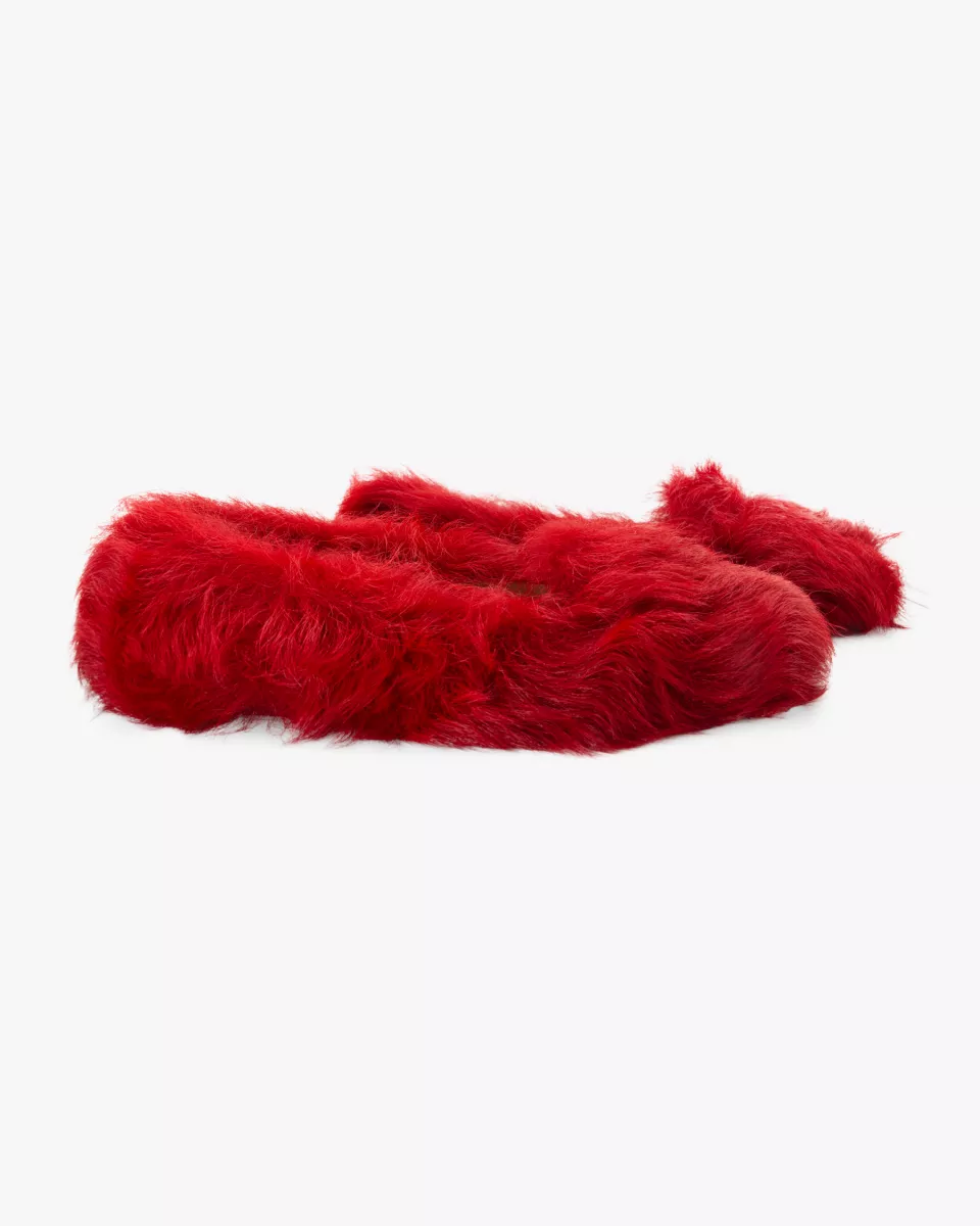 Red Fur Effect slippers