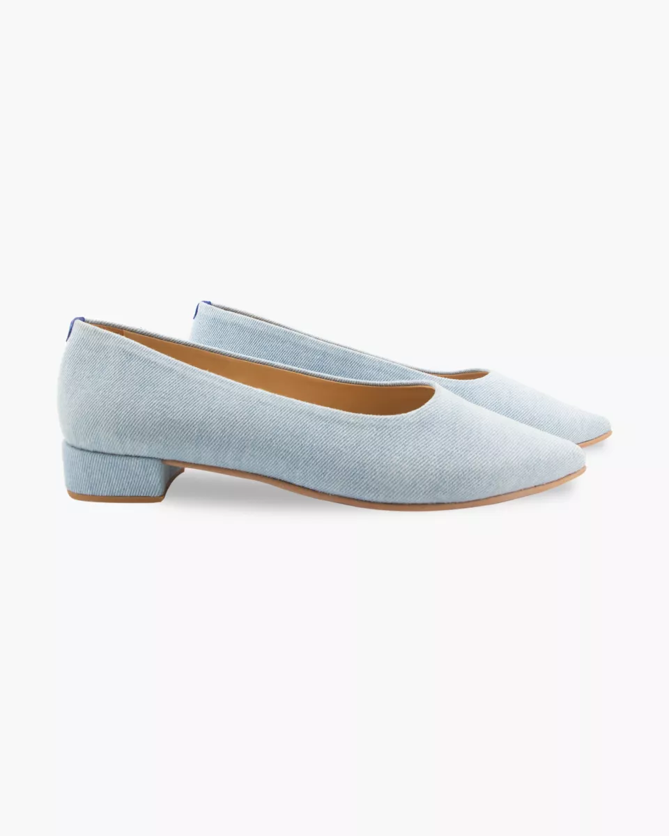 Light Denim pointy slippers