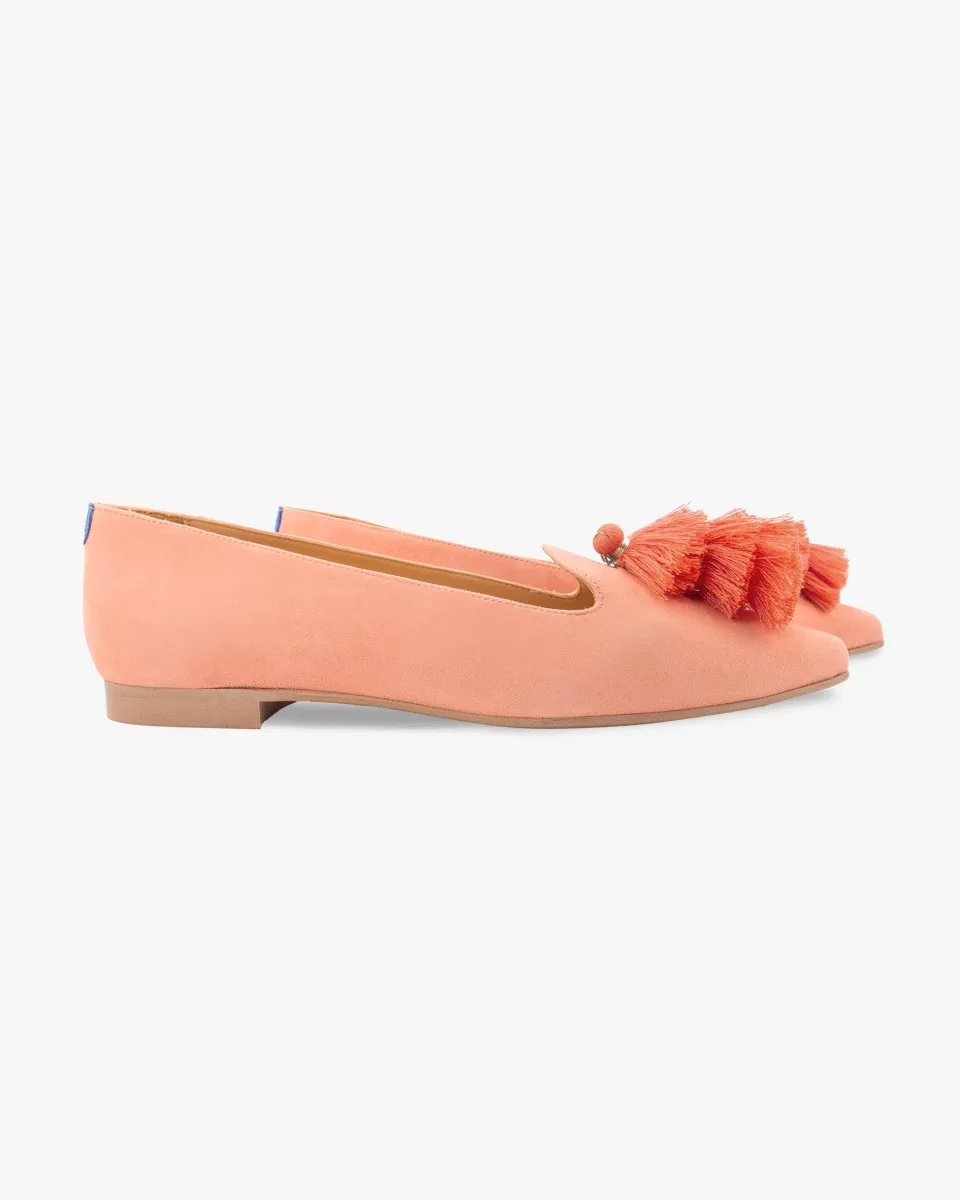 Coral suede pointy slippers with 1 interchangeable triple pompons Coral included