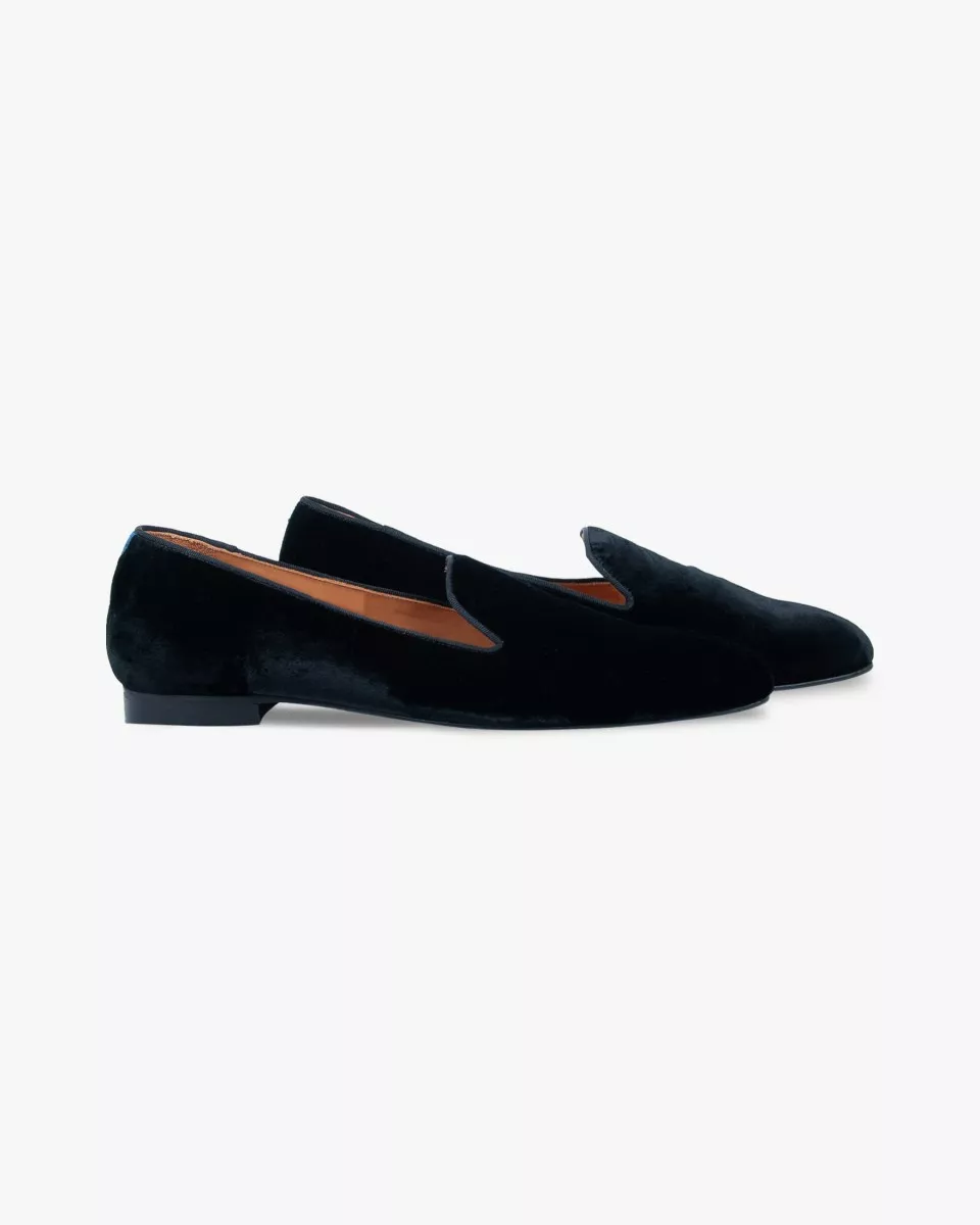 Men black velvet slippers