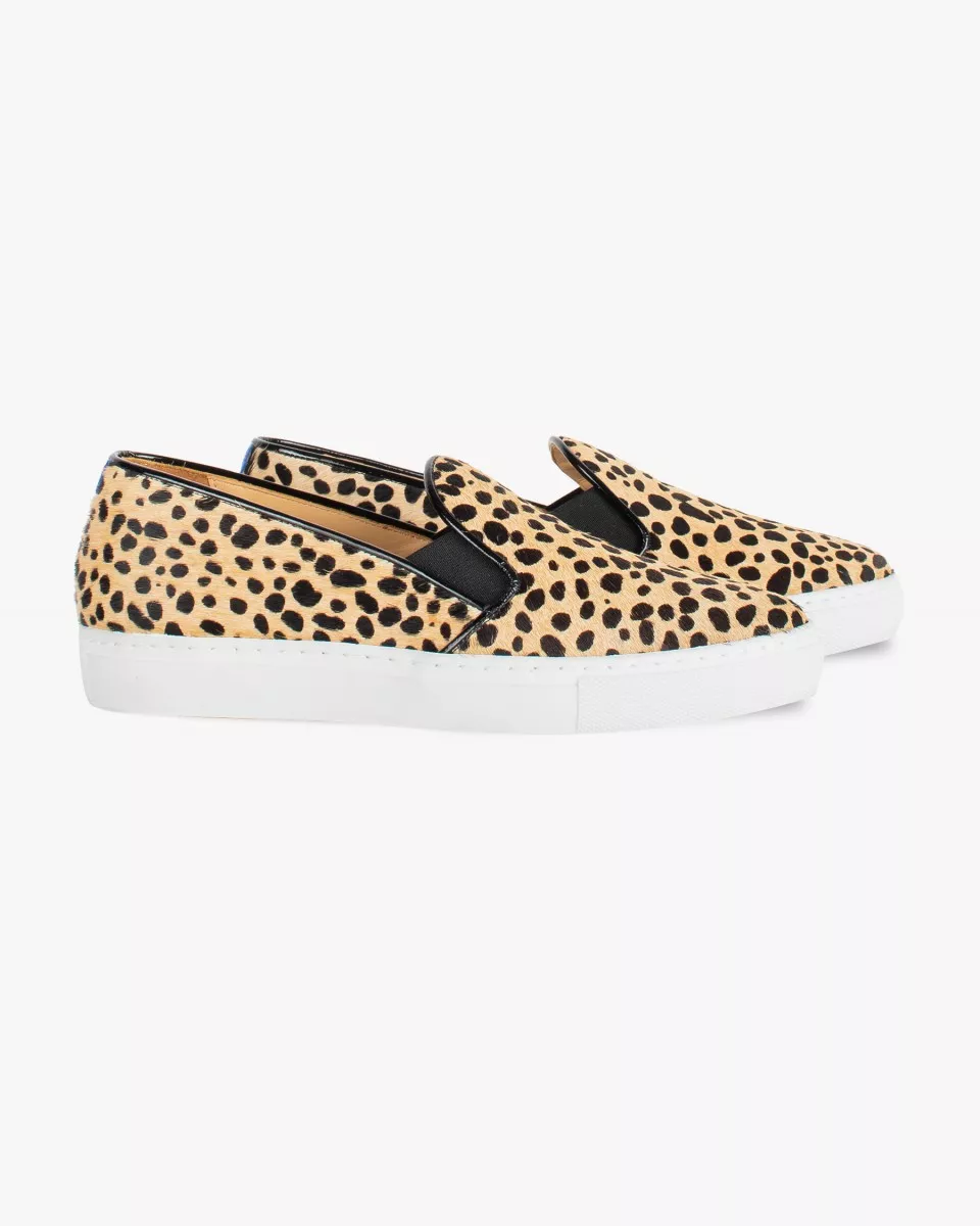 Savannah cheetah print fur slip-ons