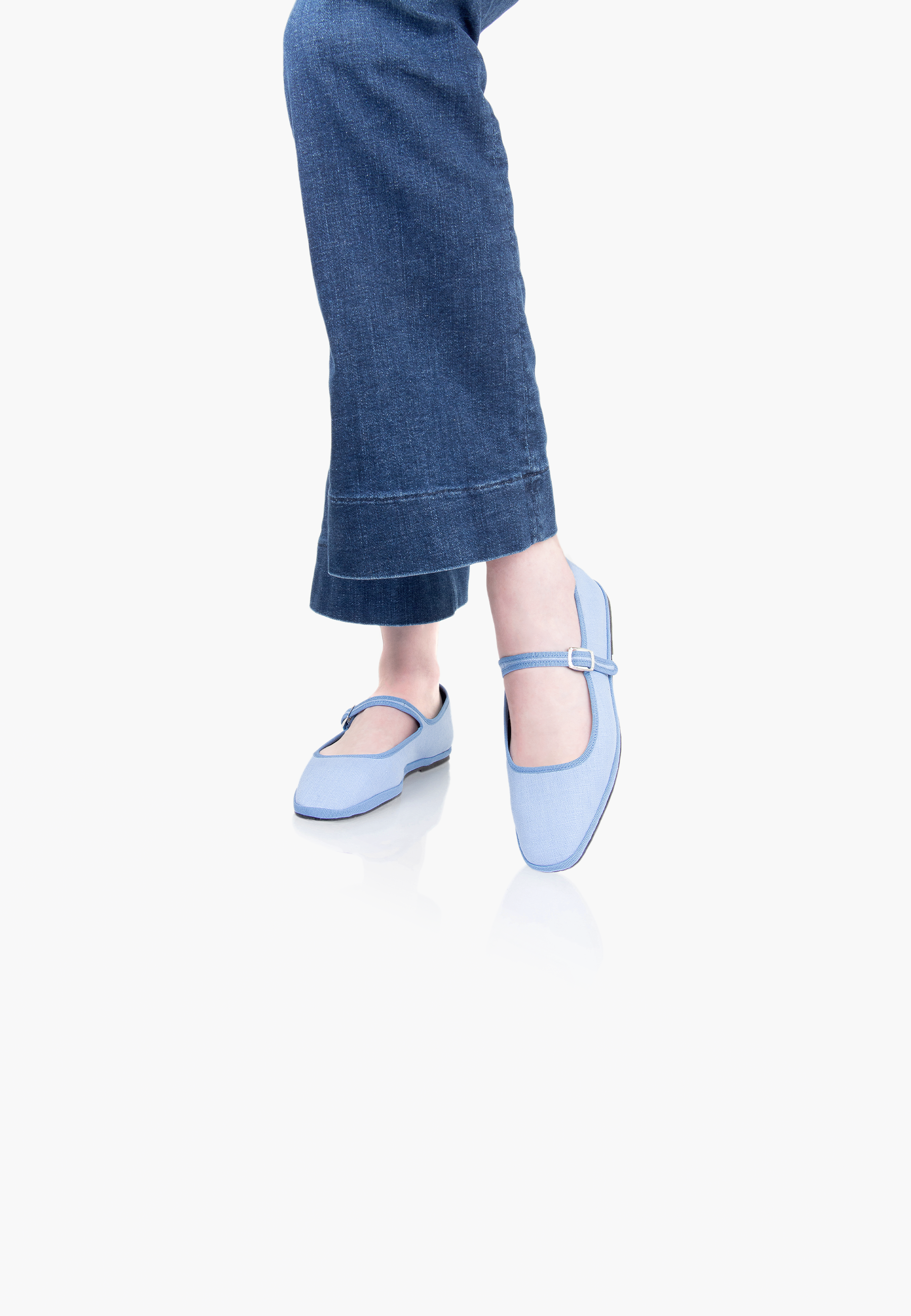 Furlanes Mary Janes Sky Blue Linen